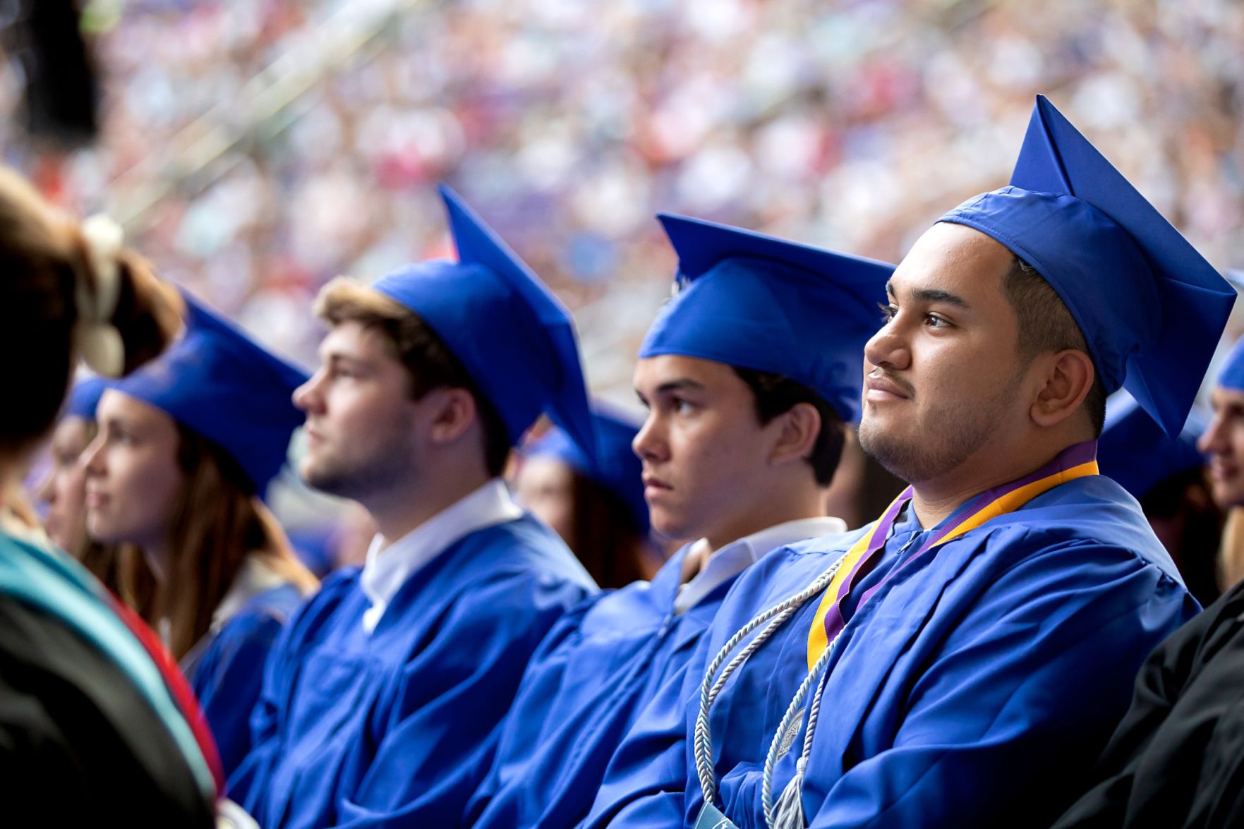 a113NW_MHS_CommencementCUT5.jpg